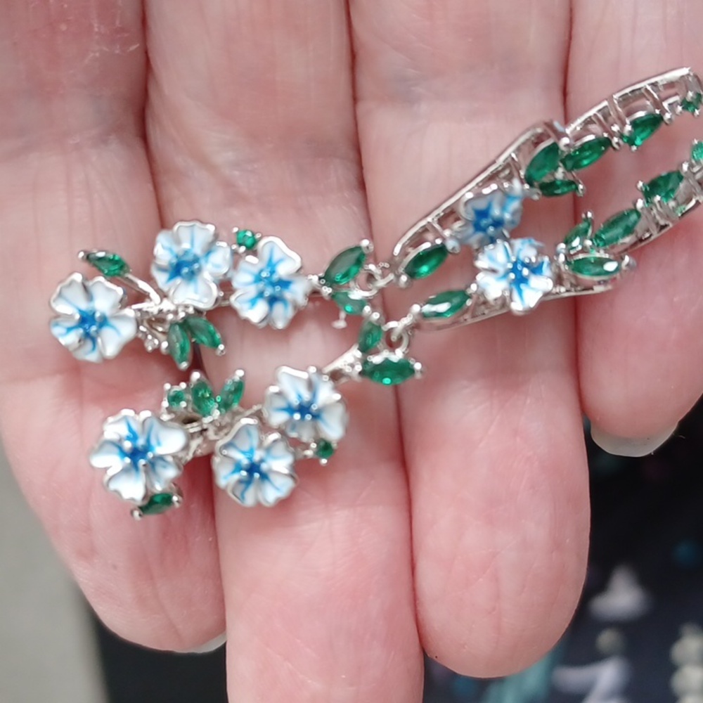 Earrings - Picture 2 of 2